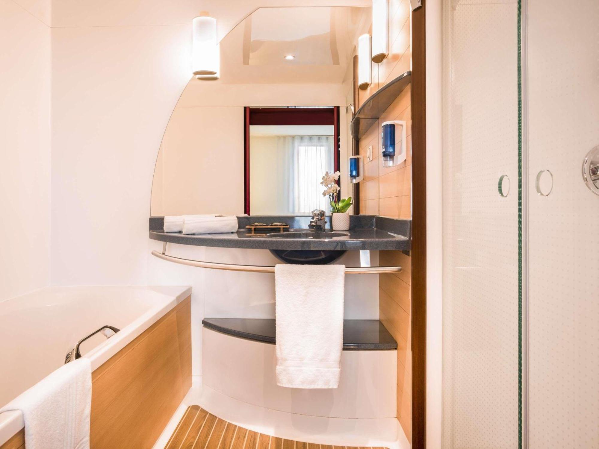 Hotel Novotel Centre 4*