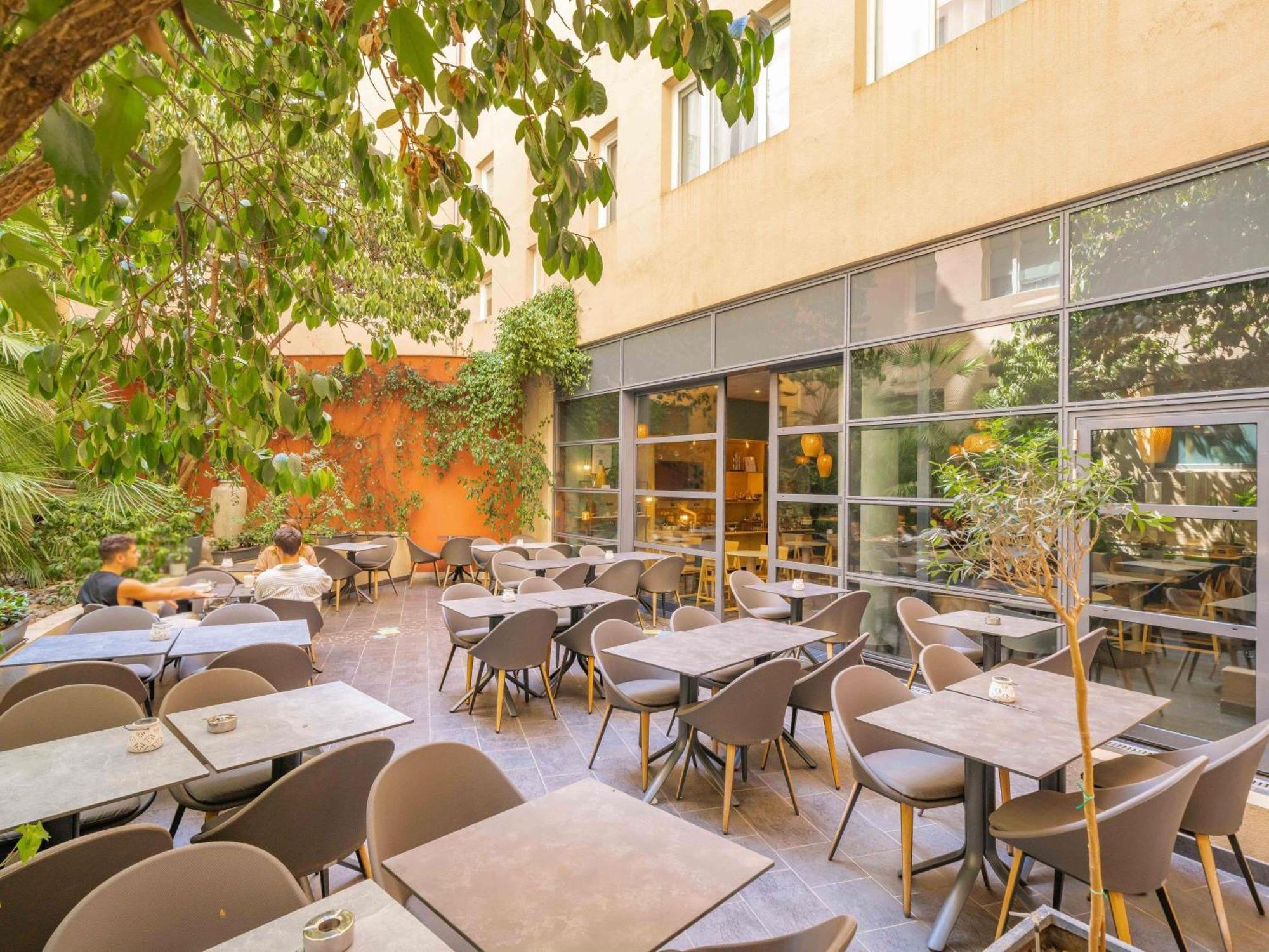 Novotel Centre Hotel